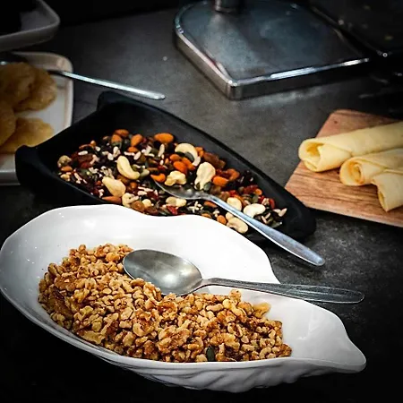فندق Molos لايميناس